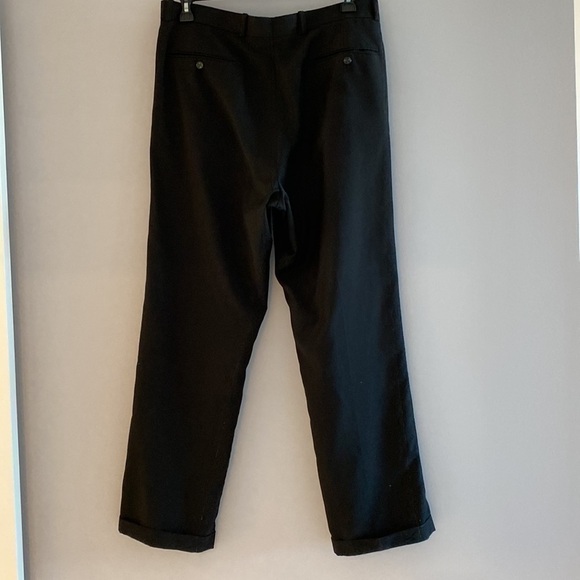 Allan Flusser black pleated and cuffed pants. 36/32
Ch - Picture 5 of 11